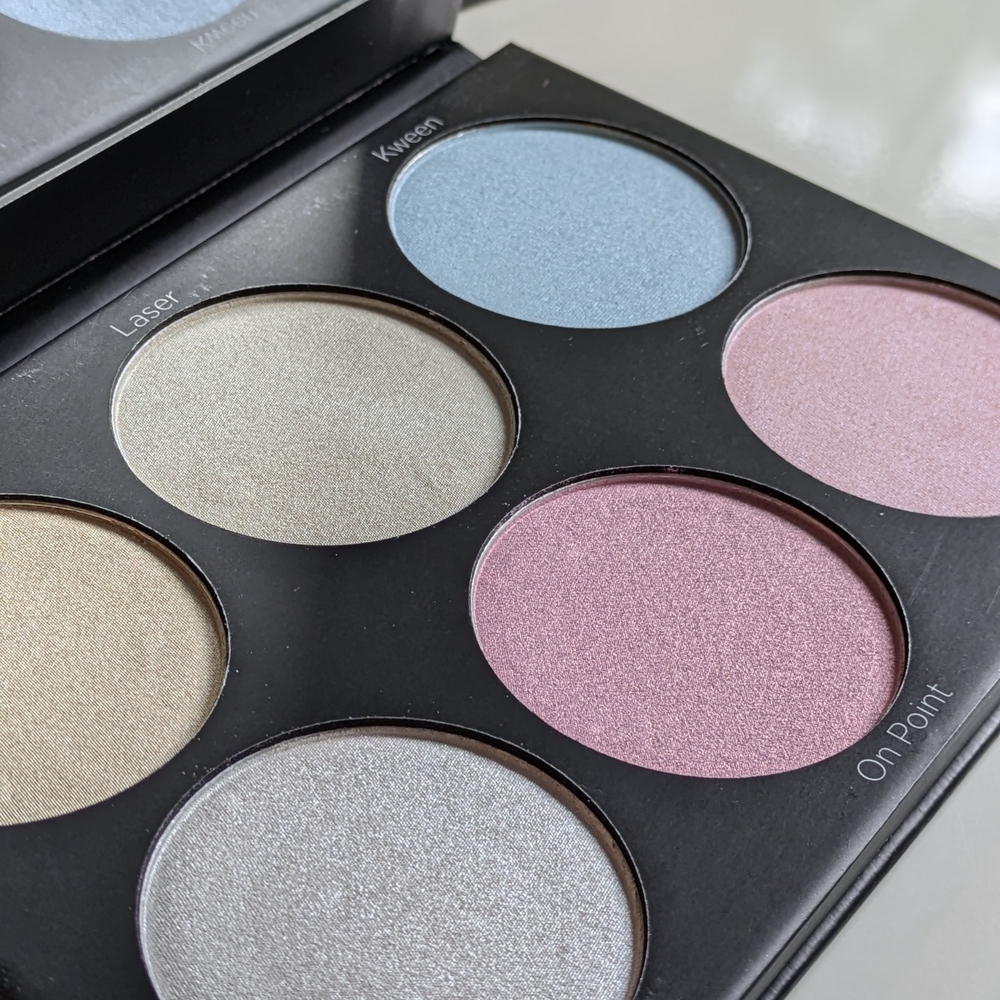BH Cosmetics Highlight Blacklight Palette - Cream, Pink, Blue -NIB - Picture 4 of 7